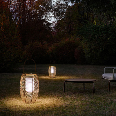 IP65 Rattan Woven Solar Lights , 3500K Rattan Solar Powered Garden Lantern