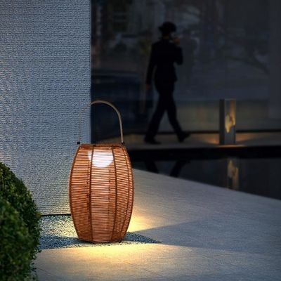 Outdoor Rattan Shade Floor Lamp Solar Powered IP65 Waterproof