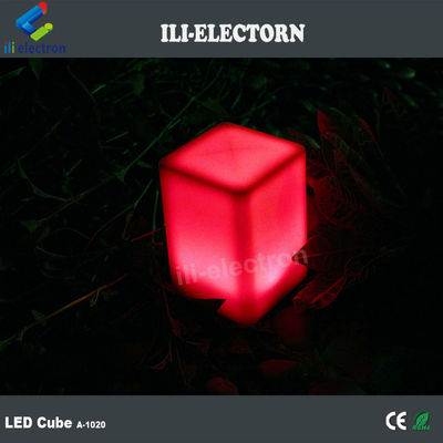 PE plastic illuminated small cube shape table lamp