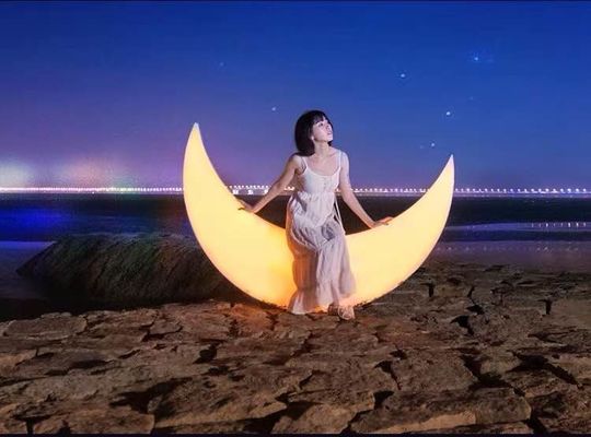 Glow Led Moon Chair with Rechargeable Lithium Battery