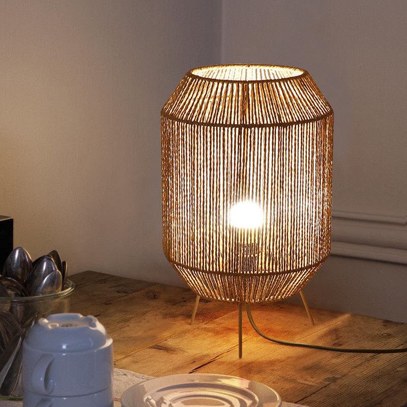 Vintage Twine Rattan Table Lamp , Handmade Wabi Sabi Table Lamp For Homestay